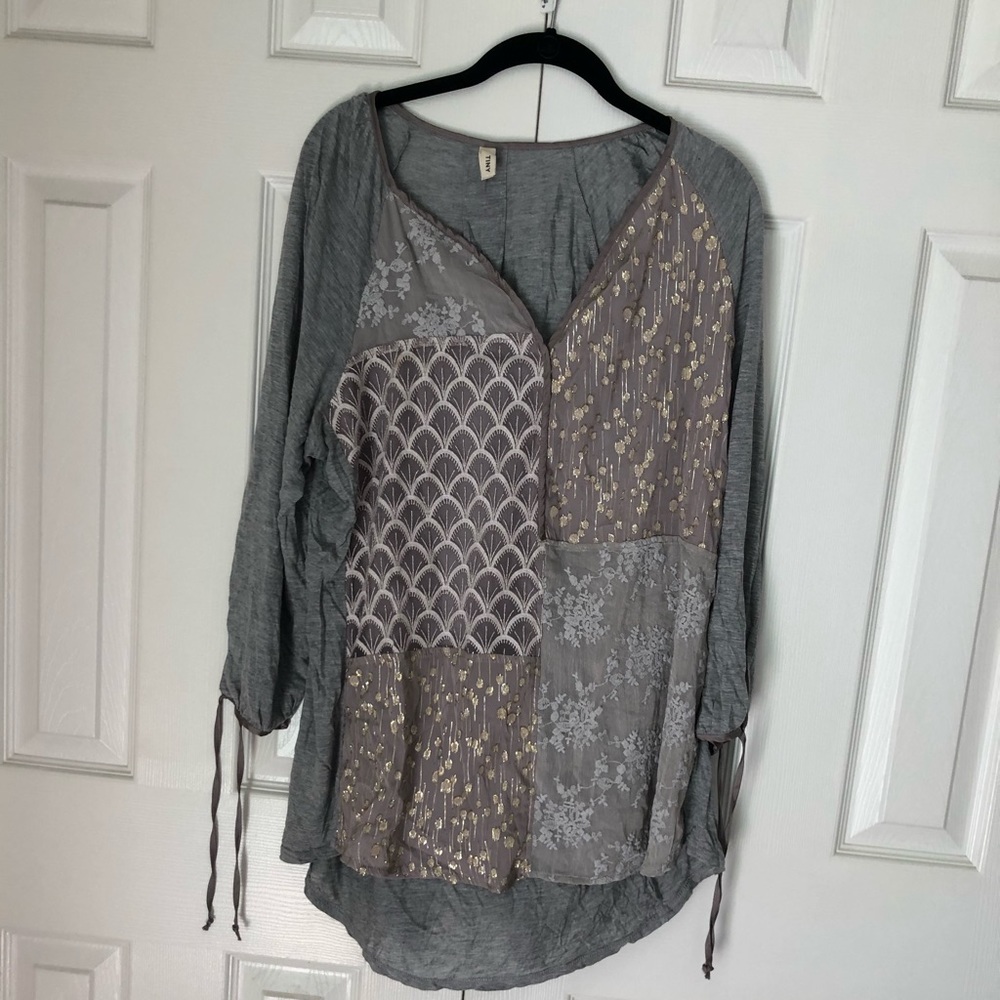 Anthropologie sparkle blouse
